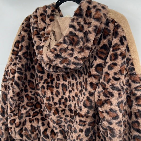 🆕Hem & Thread Faux Fur Fleece Crop Hooded Pullover Animal Print Leopard S,M &L - Picture 9 of 11